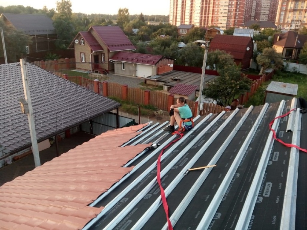 Металлочерепица Геркулес 8004 терракотовый Стальной Бархат от Центра Металлокровли в Калининграде