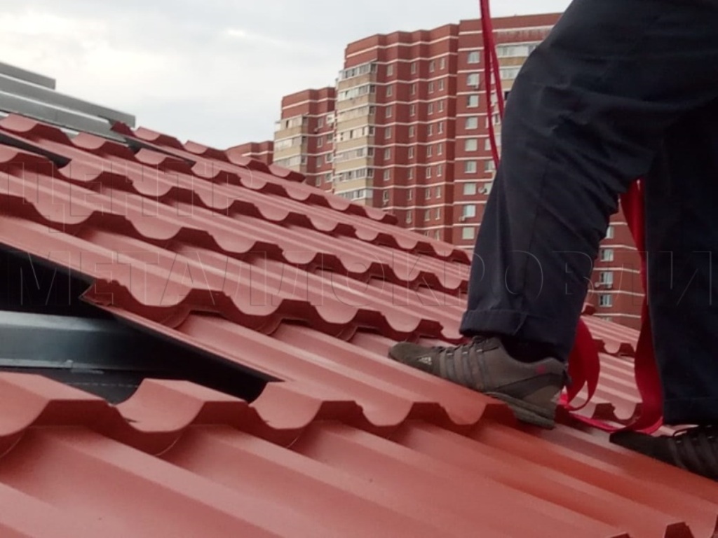 Металлочерепица Геркулес 8004 терракотовый Стальной Бархат от Центра Металлокровли в Калининграде