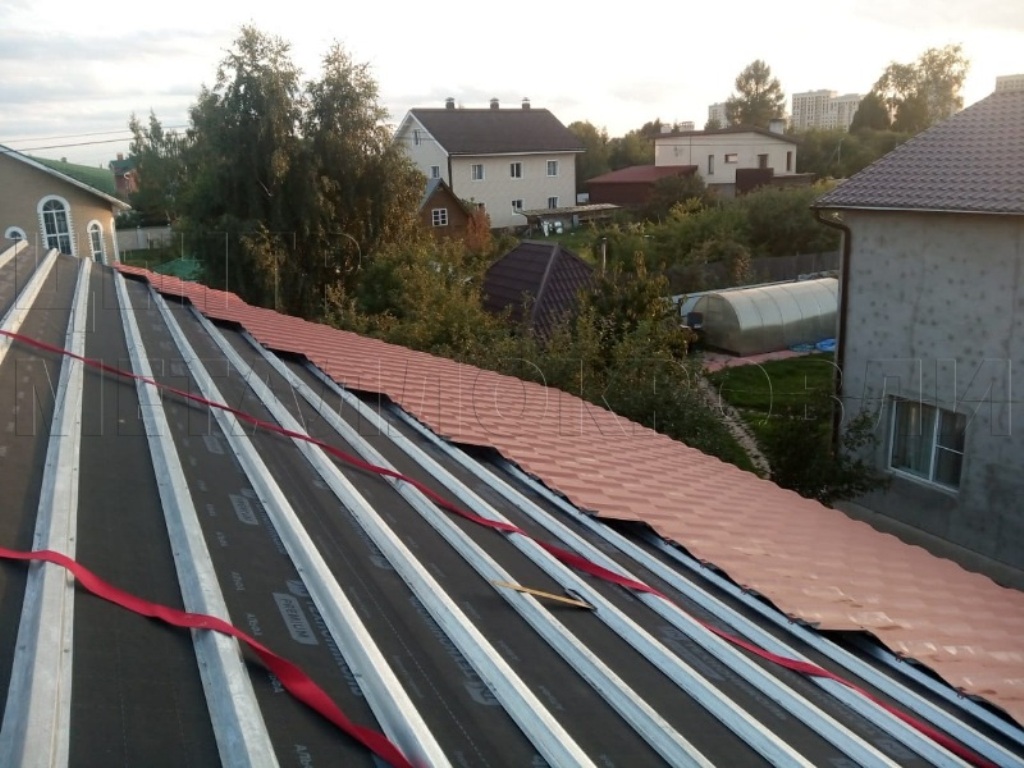 Металлочерепица Геркулес 8004 терракотовый Стальной Бархат от Центра Металлокровли в Калининграде